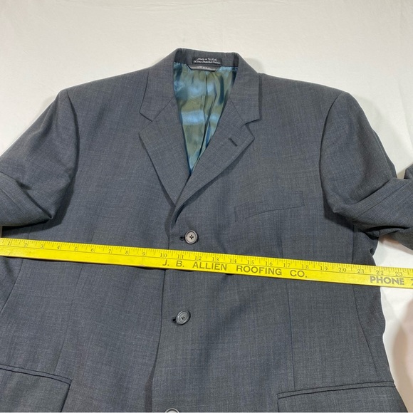 Kenneth Cole Men’s Blue Suit made in the USA 3 button closure blazer - Picture 7 of 16